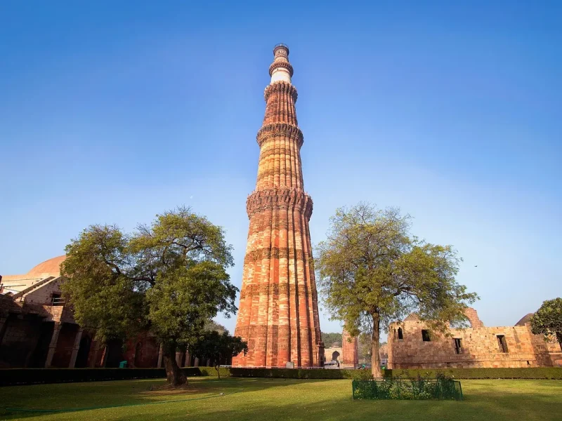 15+ Best Places Worth Visiting in Delhi: Ultimate Local Travel Guide (2026)