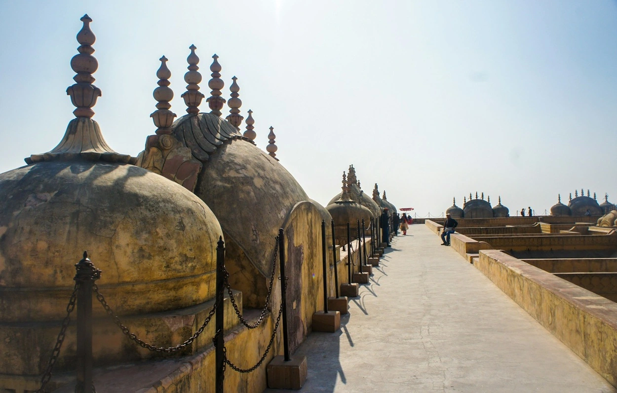 Panoramic sunset view of Jaipur city from the edge of Nahargarh Fort