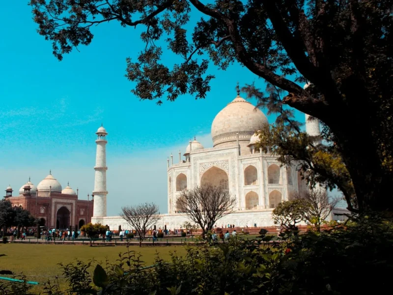 Delhi to Agra: Complete Distance, Transport & Travel Guide