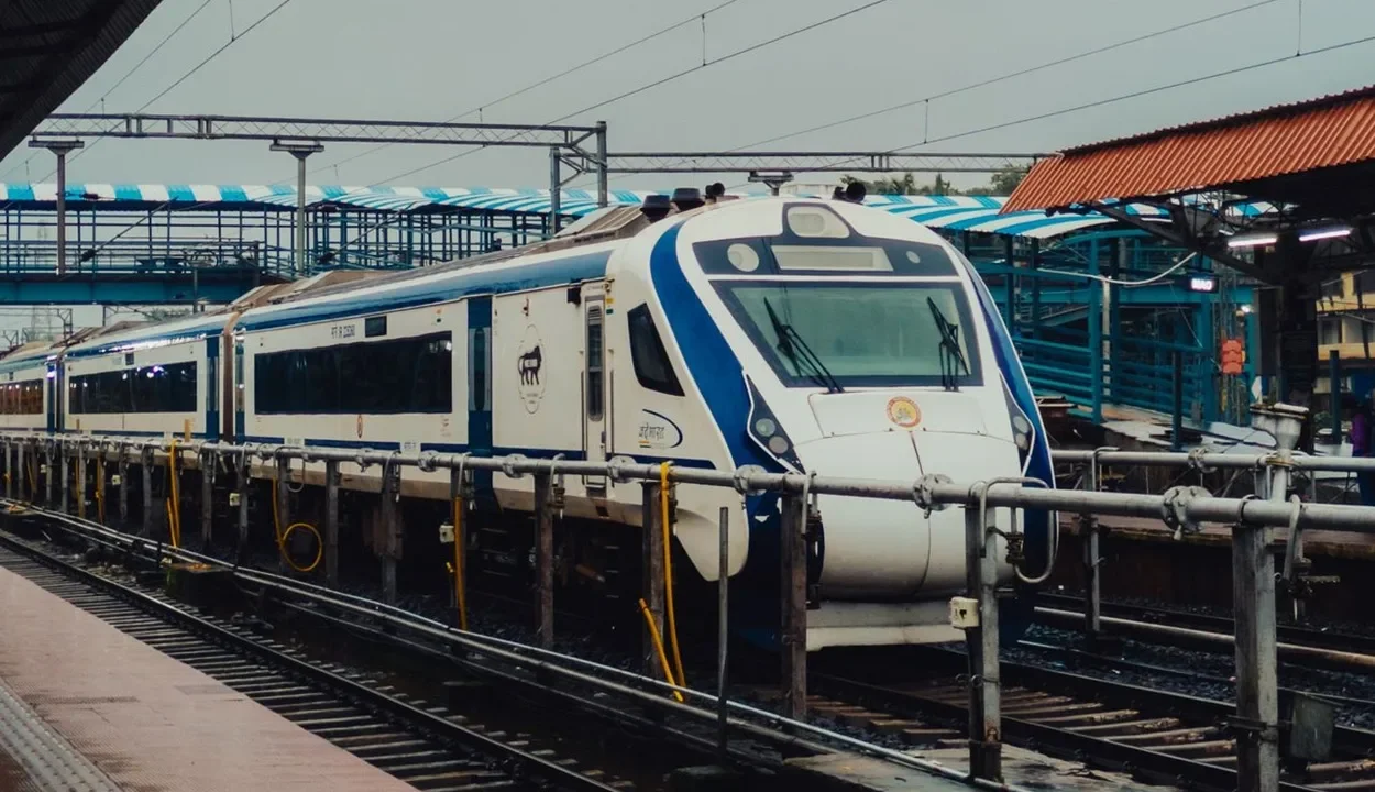 Vande Bharat Express train standing at platform for Delhi to Agra route